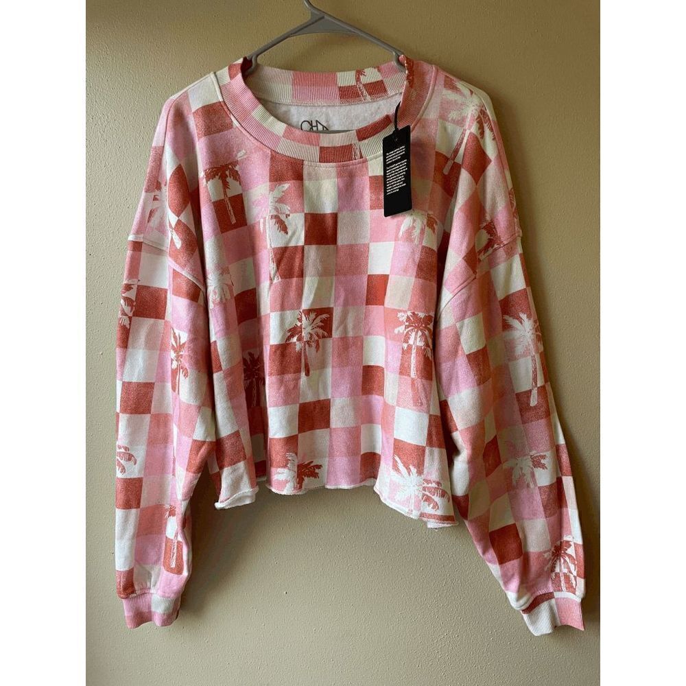 Chaser Zodiac Pullover in Peach Size Medium